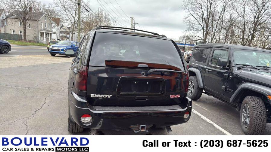 2004 GMC Envoy SLE photo