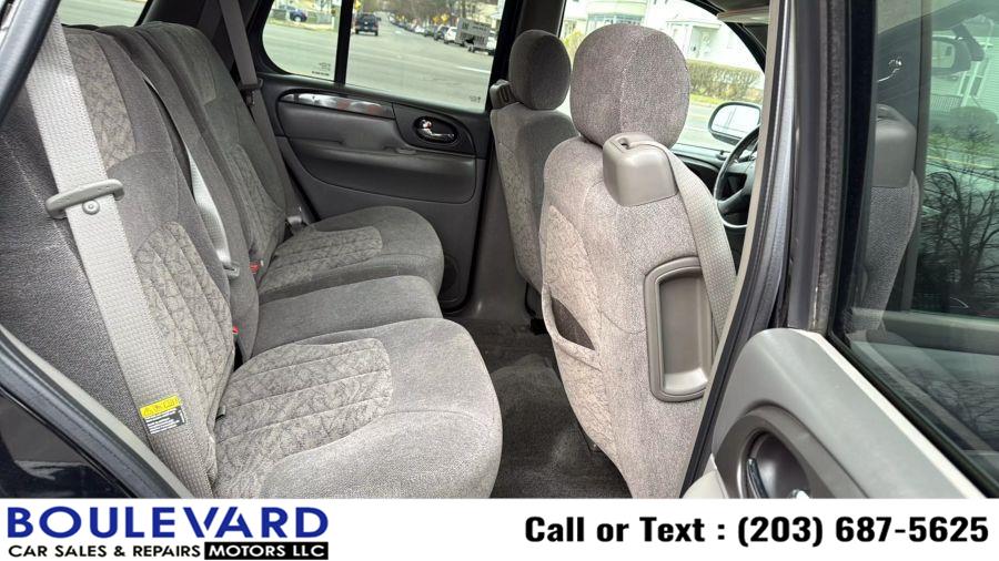 2004 GMC Envoy SLE photo