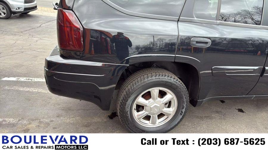 2004 GMC Envoy SLE photo