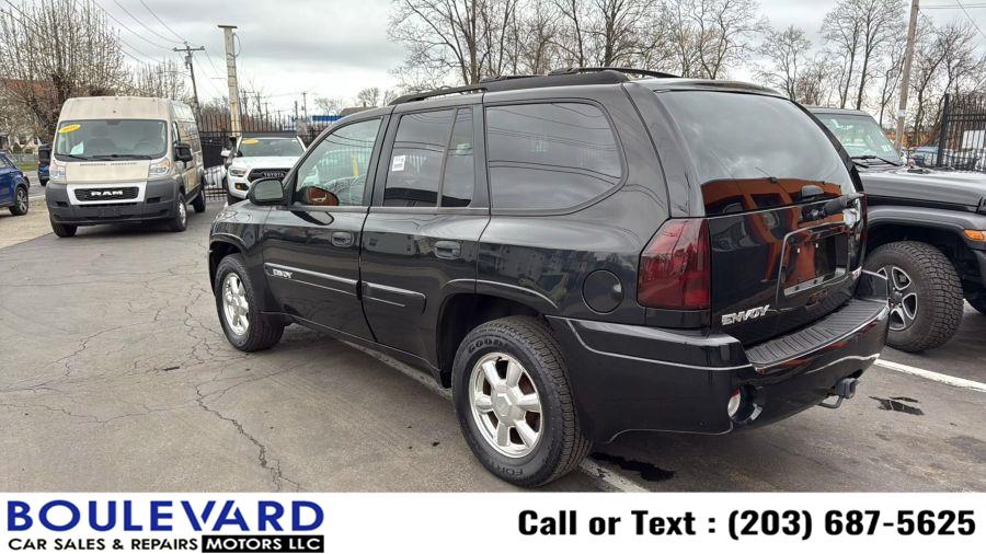 2004 GMC Envoy SLE photo
