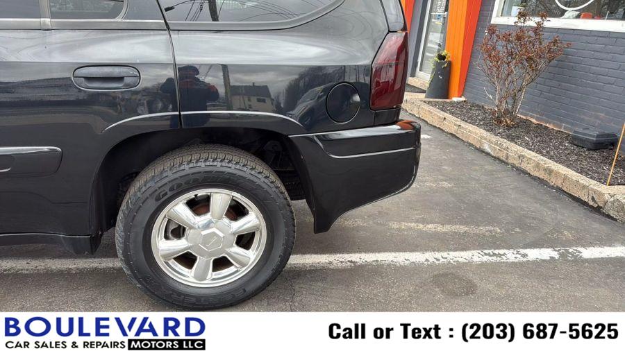 2004 GMC Envoy SLE photo