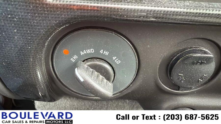 2004 GMC Envoy SLE photo