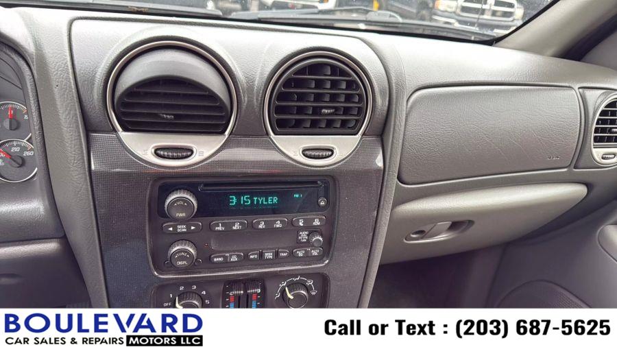 2004 GMC Envoy SLE photo