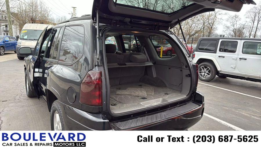 2004 GMC Envoy SLE photo