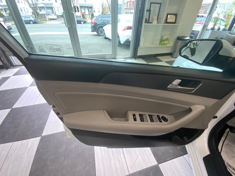 2015 Hyundai Sonata SE photo