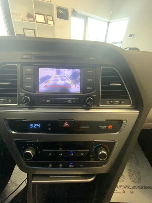 2015 Hyundai Sonata SE photo