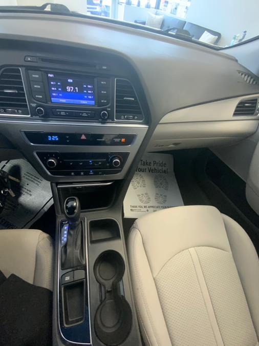 2015 Hyundai Sonata SE photo