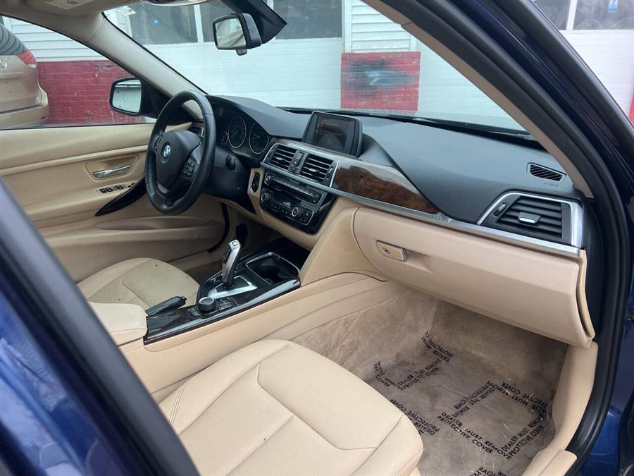 2016 BMW 3-Series 320i xDrive AWD 4dr Sedan photo