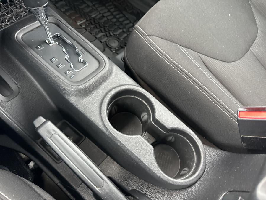 2015 Jeep Wrangler Unlimited 4WD 4dr Rubicon photo
