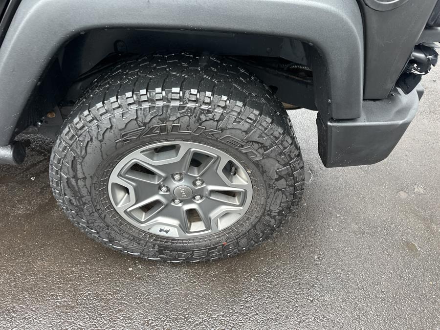 2015 Jeep Wrangler Unlimited 4WD 4dr Rubicon photo