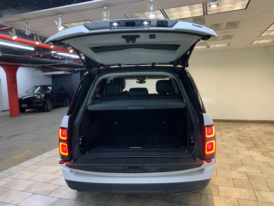 2021 Land Rover Range Rover SWB photo