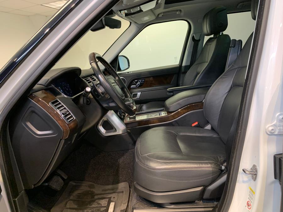 2021 Land Rover Range Rover SWB photo