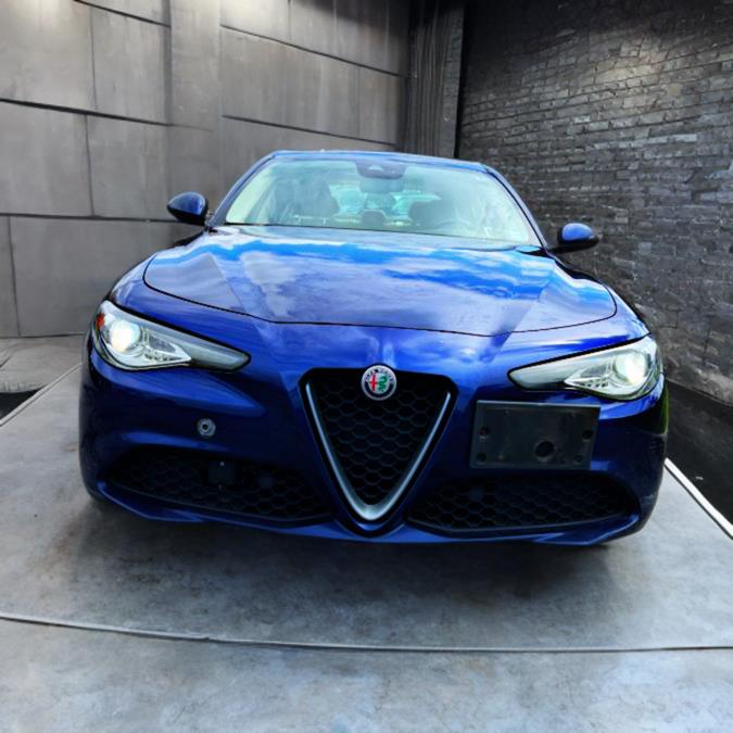 2017 Alfa Romeo Giulia Ti AWD photo