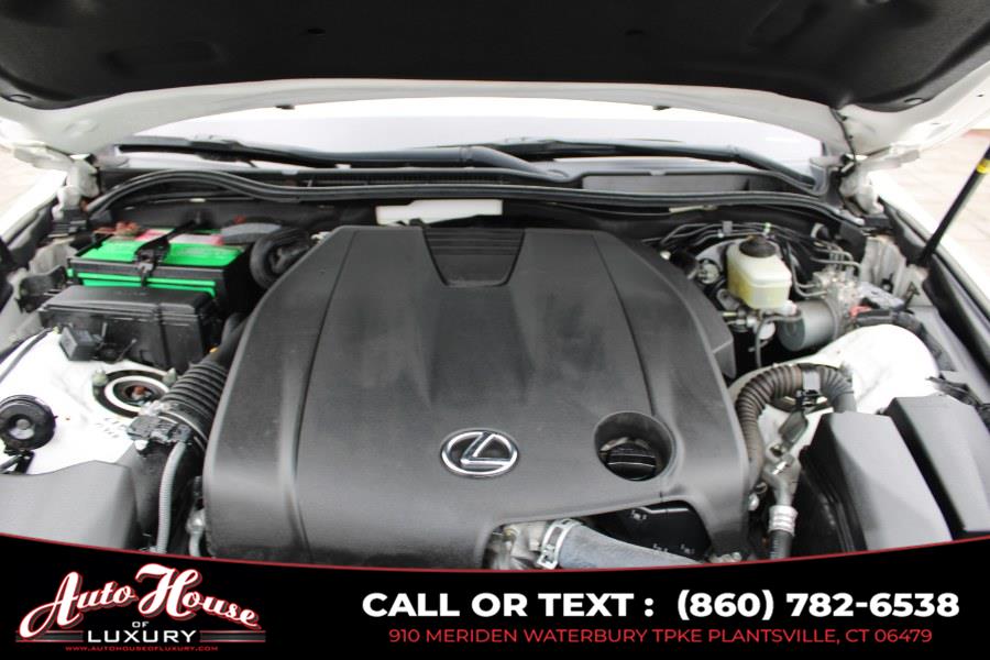 2015 Lexus IS 250 photo