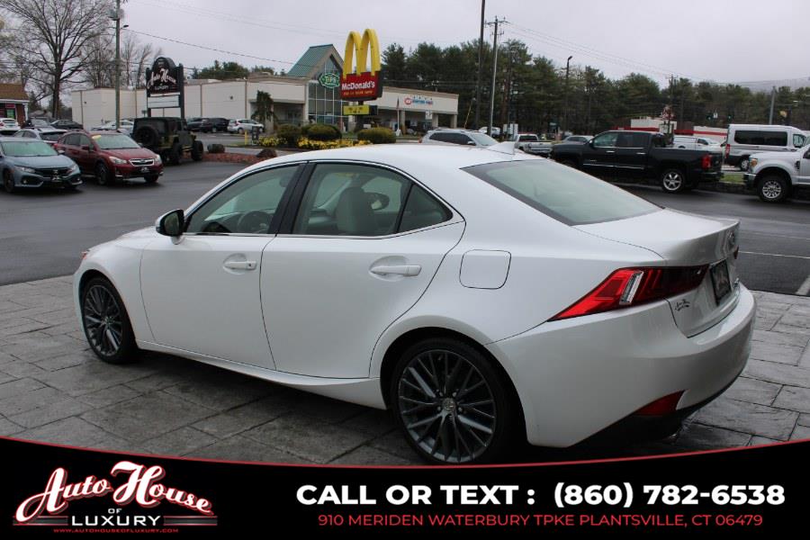 2015 Lexus IS 250 photo