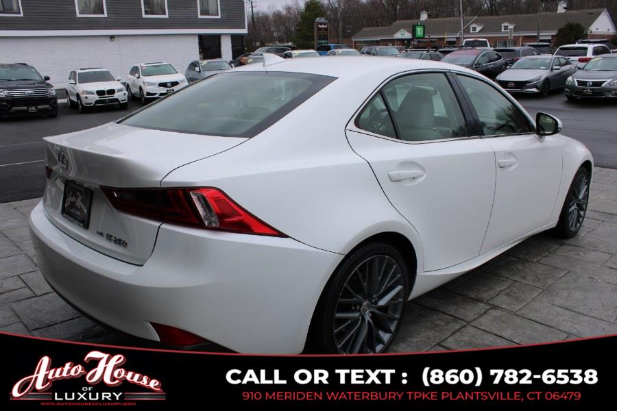 2015 Lexus IS 250 photo