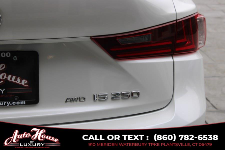 2015 Lexus IS 250 photo