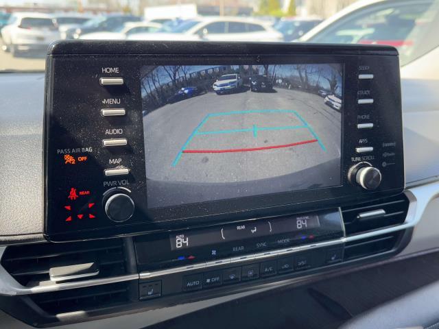 2021 Toyota Sienna XLE photo