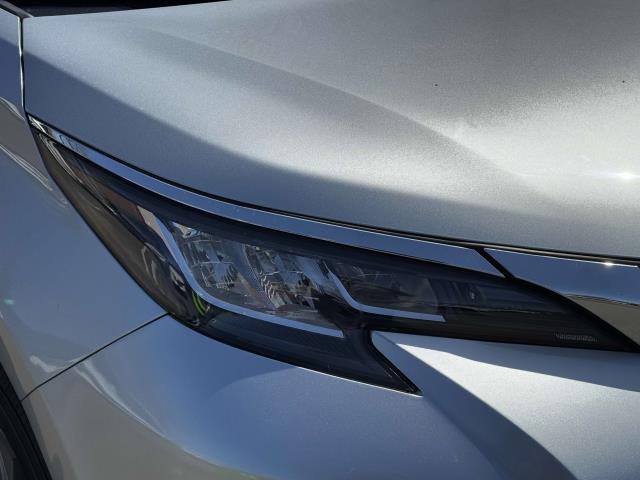 2021 Toyota Sienna XLE photo