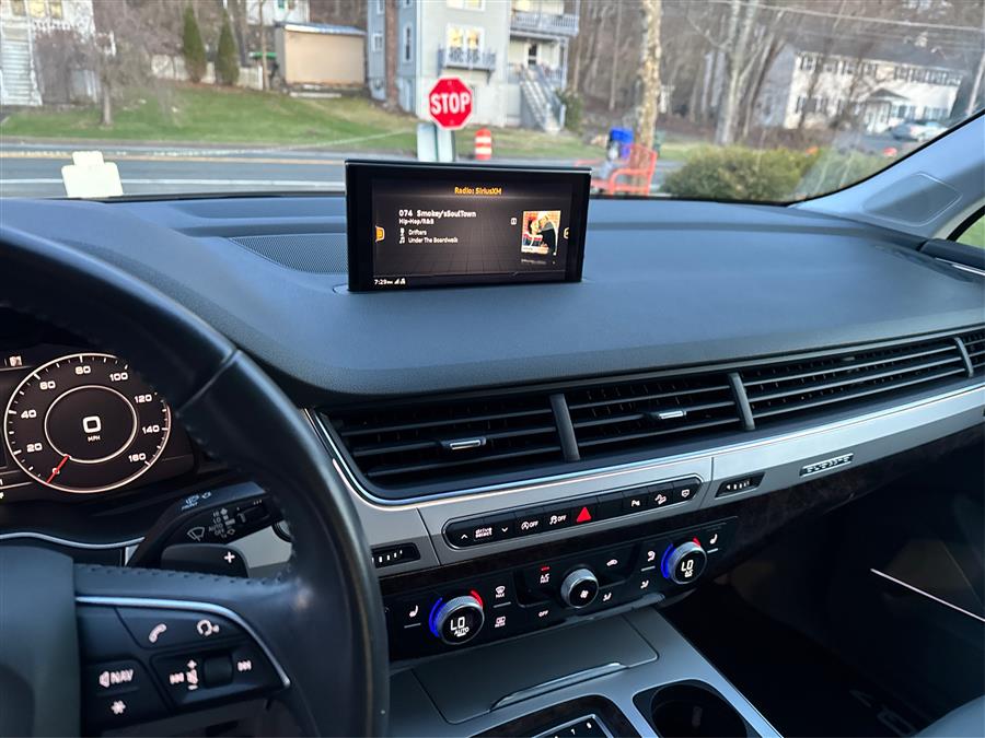 2019 Audi Q7 Premium Plus 45 TFSI quattro photo