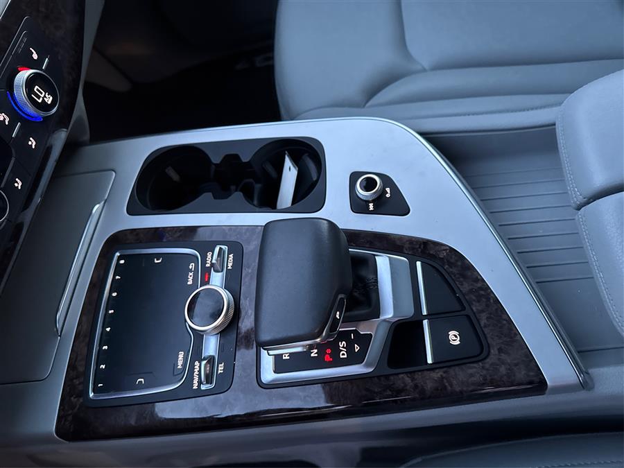 2019 Audi Q7 Premium Plus 45 TFSI quattro photo