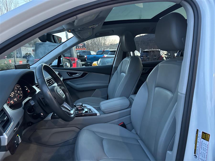 2019 Audi Q7 Premium Plus 45 TFSI quattro photo