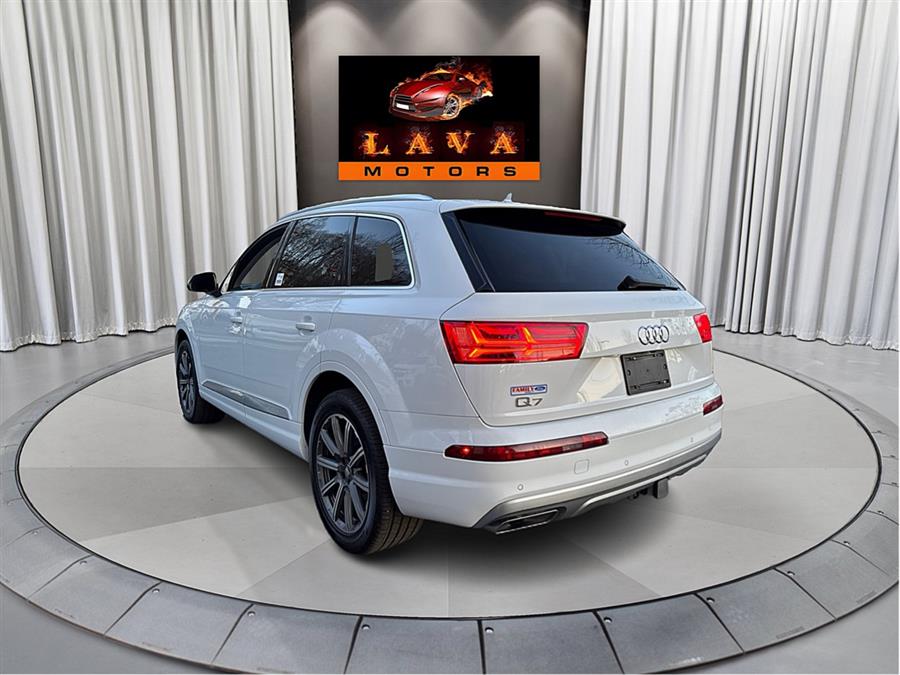 2019 Audi Q7 Premium Plus 45 TFSI quattro photo