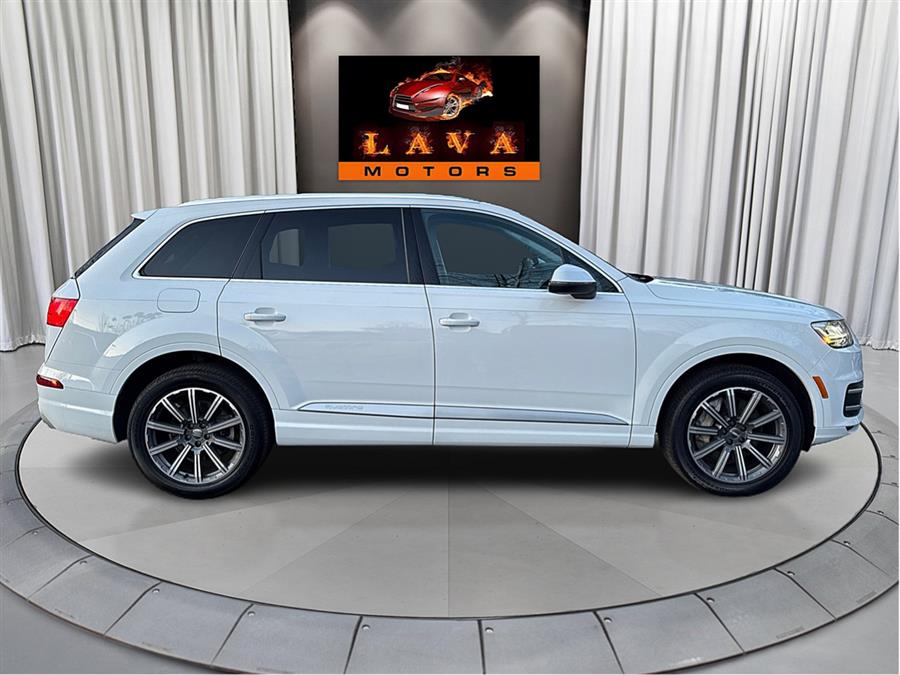 2019 Audi Q7 Premium Plus 45 TFSI quattro photo