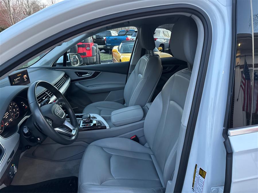 2019 Audi Q7 Premium Plus 45 TFSI quattro photo