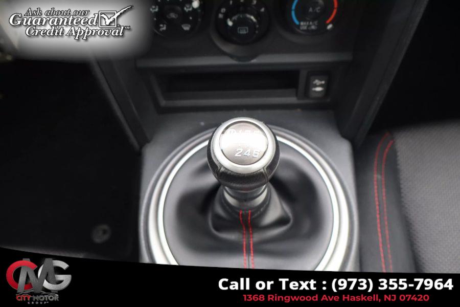 2013 Subaru BRZ Premium photo