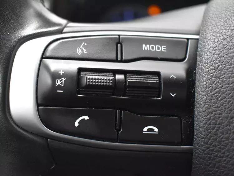 2021 Kia K5 GT-Line Sedan 4D photo