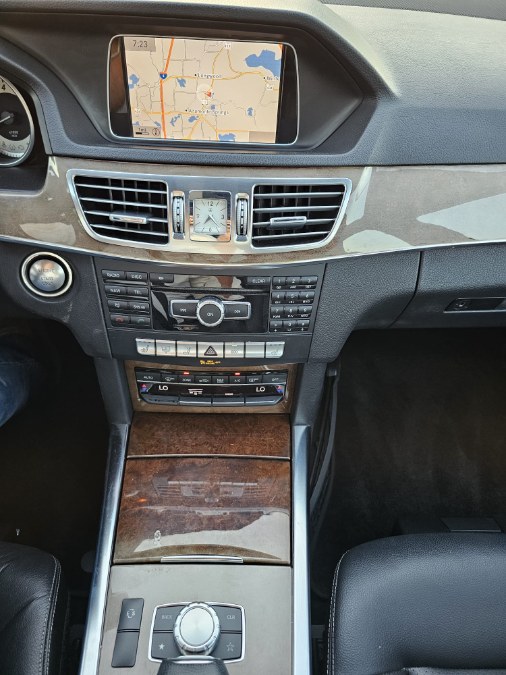 2014 Mercedes-Benz E-Class E350 4MATIC Sport photo