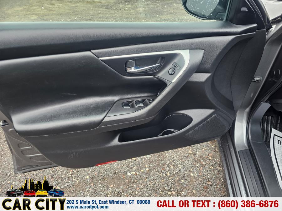 2016 Nissan Altima 4dr Sdn I4 2.5 SR photo