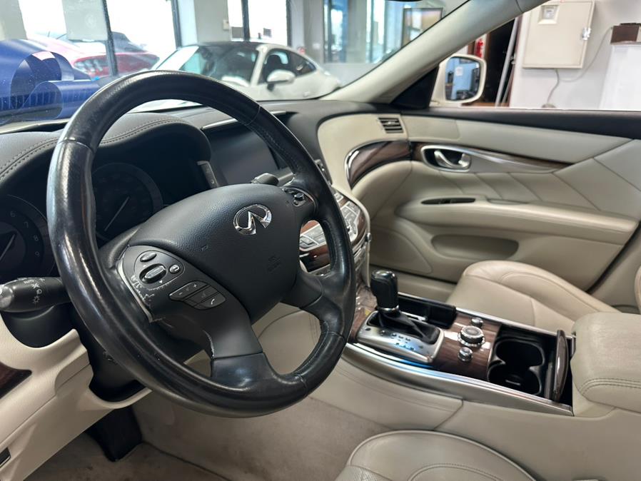 2011 Infiniti M37 x photo