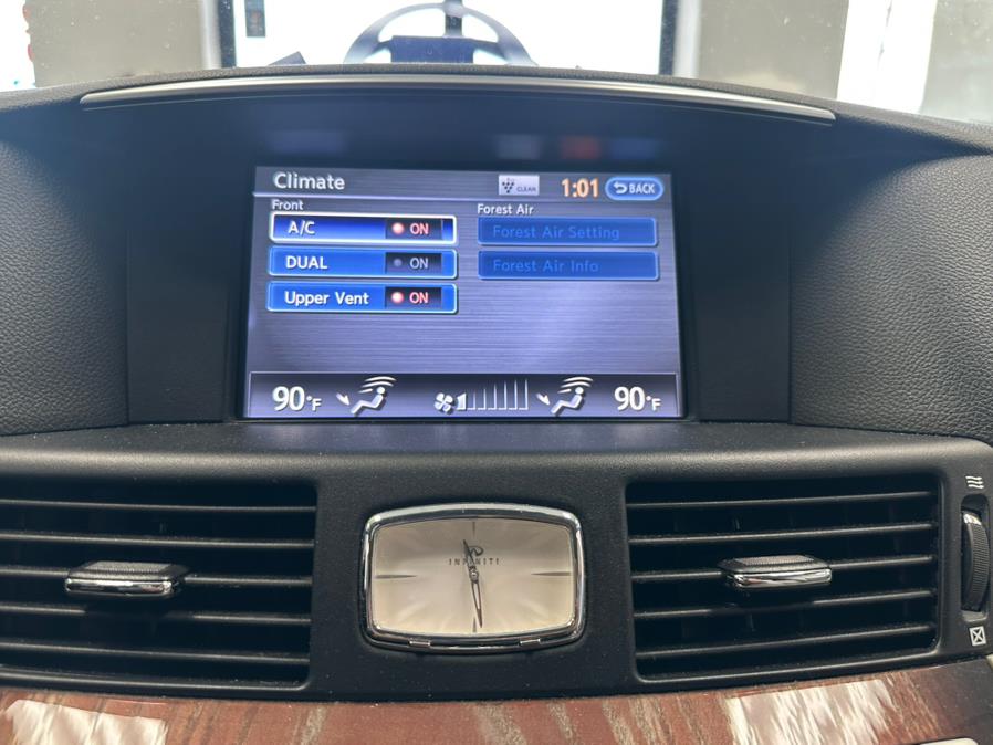 2011 Infiniti M37 x photo
