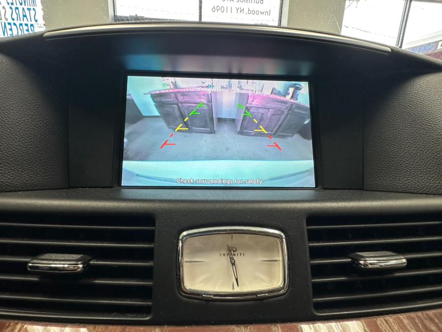 2011 Infiniti M37 x photo