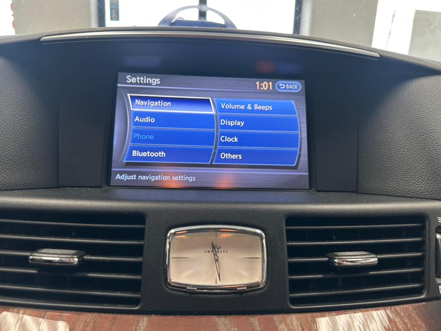 2011 Infiniti M37 x photo