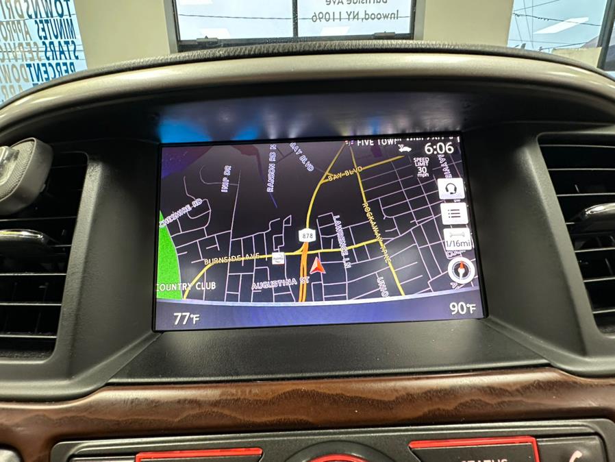 2018 Nissan Pathfinder 4x4 PLATINUM photo