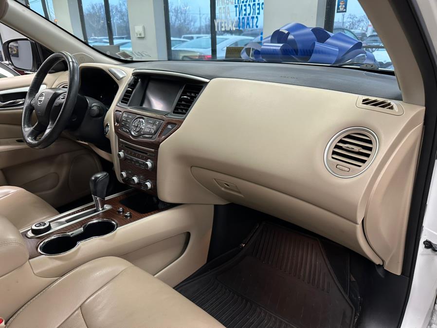 2018 Nissan Pathfinder 4x4 PLATINUM photo