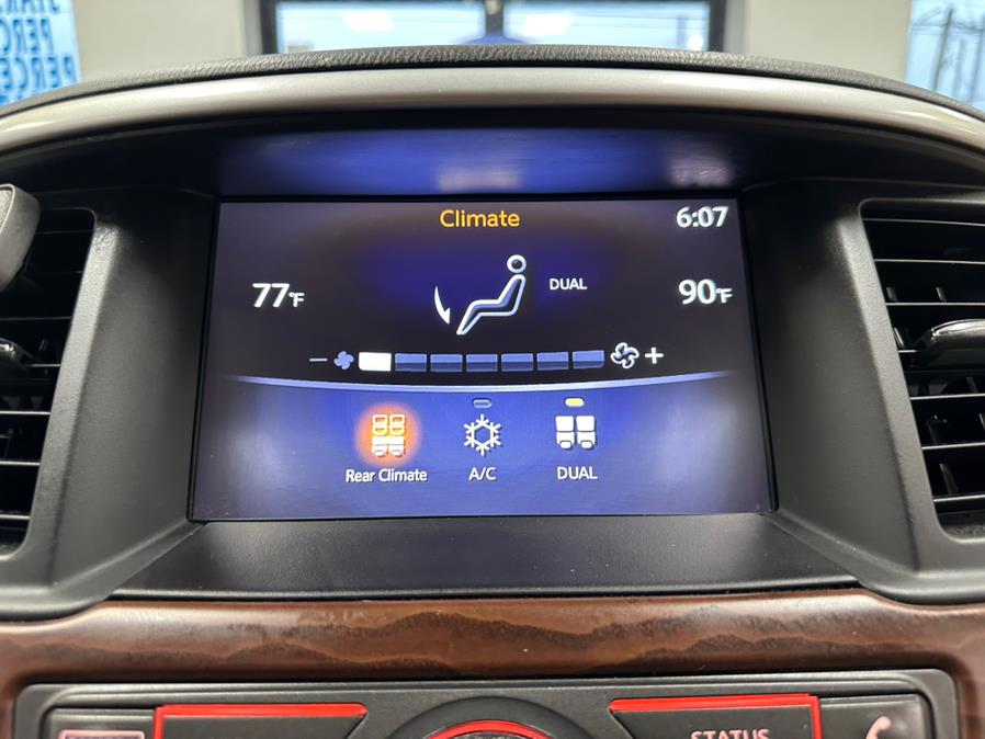 2018 Nissan Pathfinder 4x4 PLATINUM photo