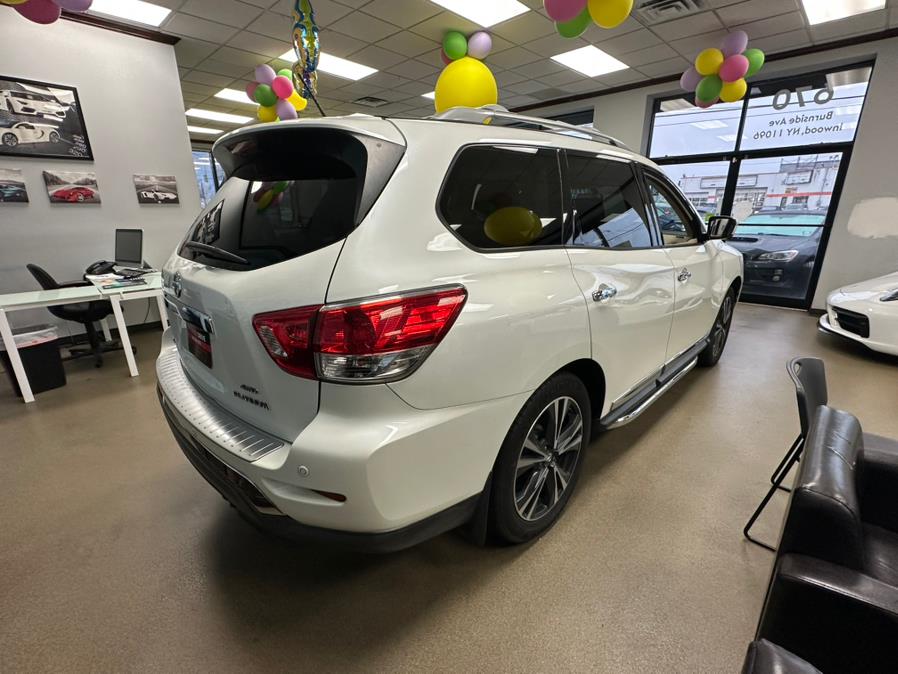 2018 Nissan Pathfinder 4x4 PLATINUM photo