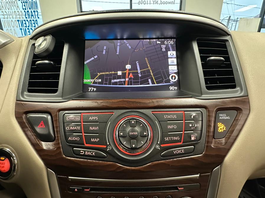 2018 Nissan Pathfinder 4x4 PLATINUM photo