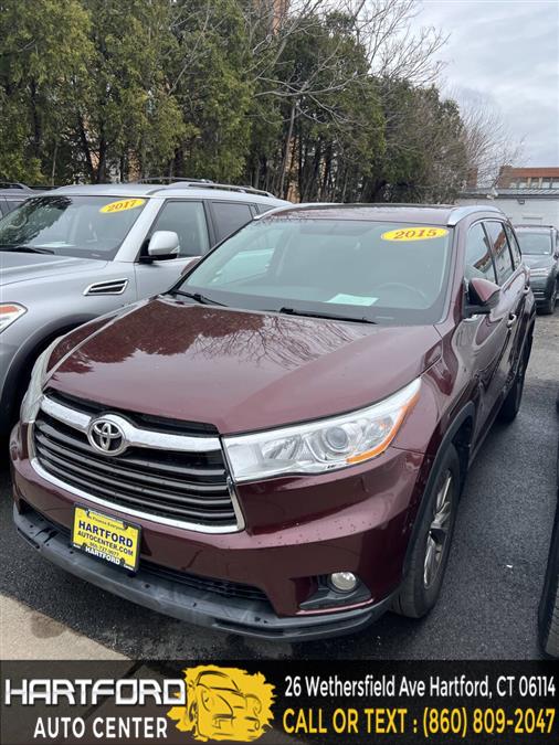 2015 Toyota Highlander XLE AWD 4dr SUV photo