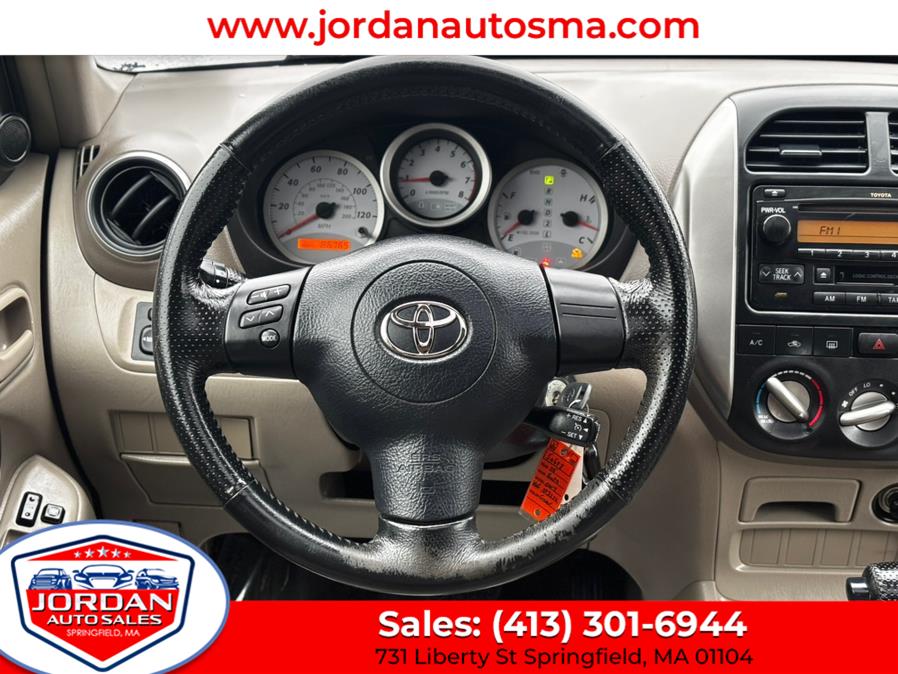 2005 Toyota RAV4 photo