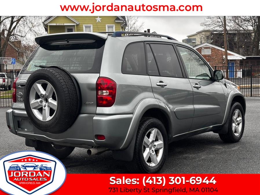 2005 Toyota RAV4 photo
