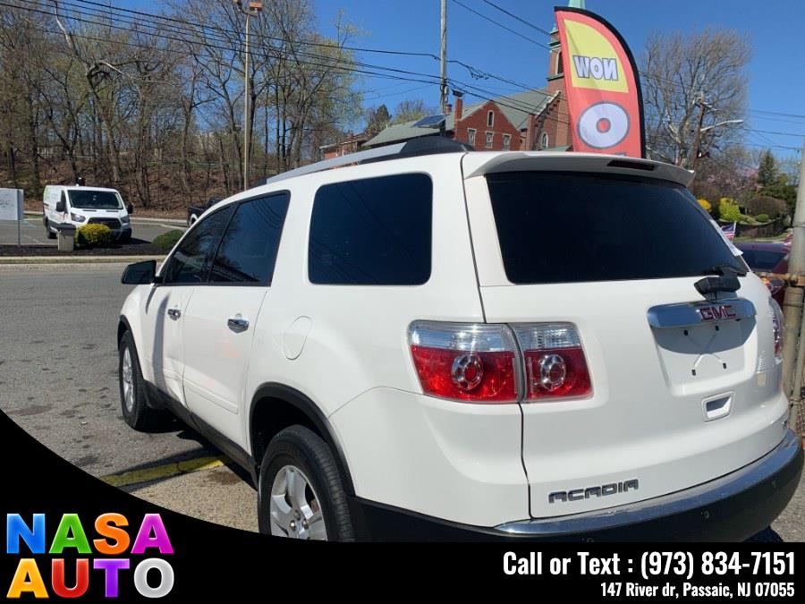2012 GMC Acadia SLE photo