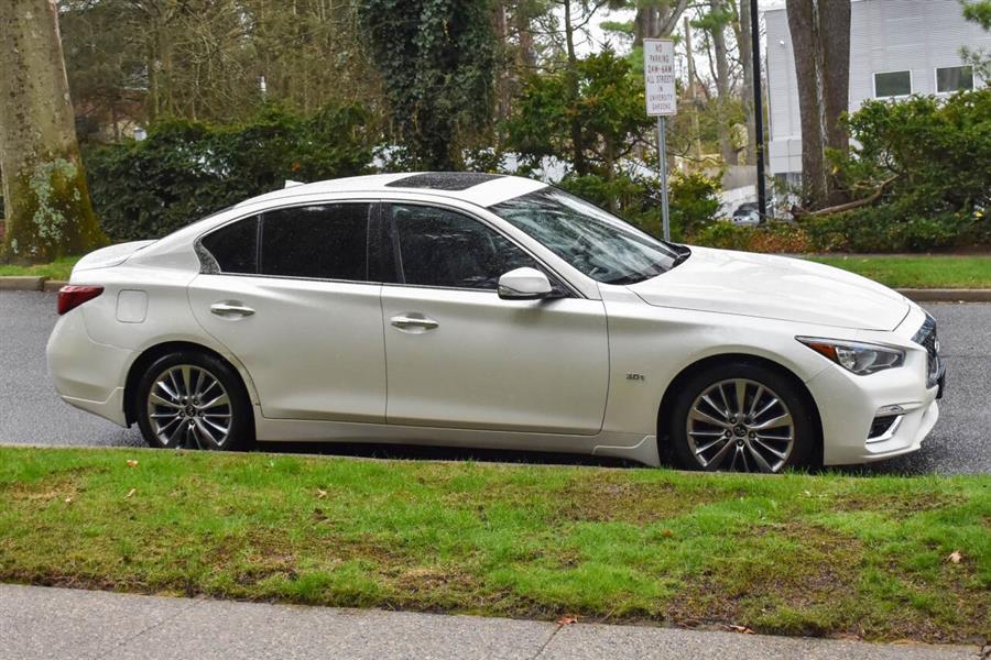 2020 Infiniti Q50 Luxury photo