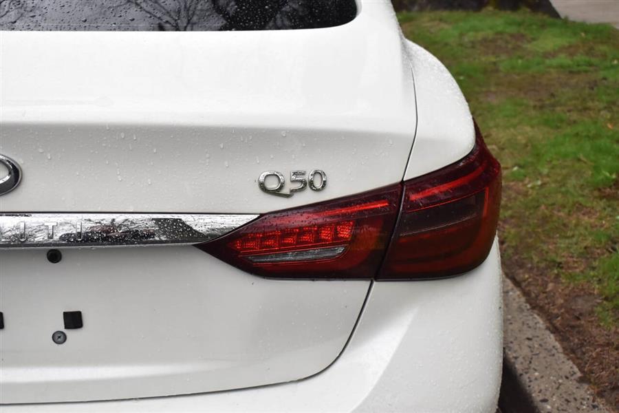 2020 Infiniti Q50 Luxury photo