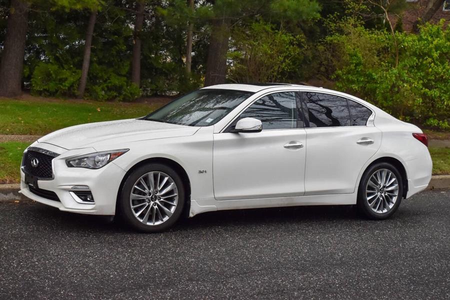 2020 Infiniti Q50 Luxury photo