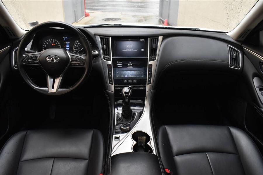 2020 Infiniti Q50 Luxury photo